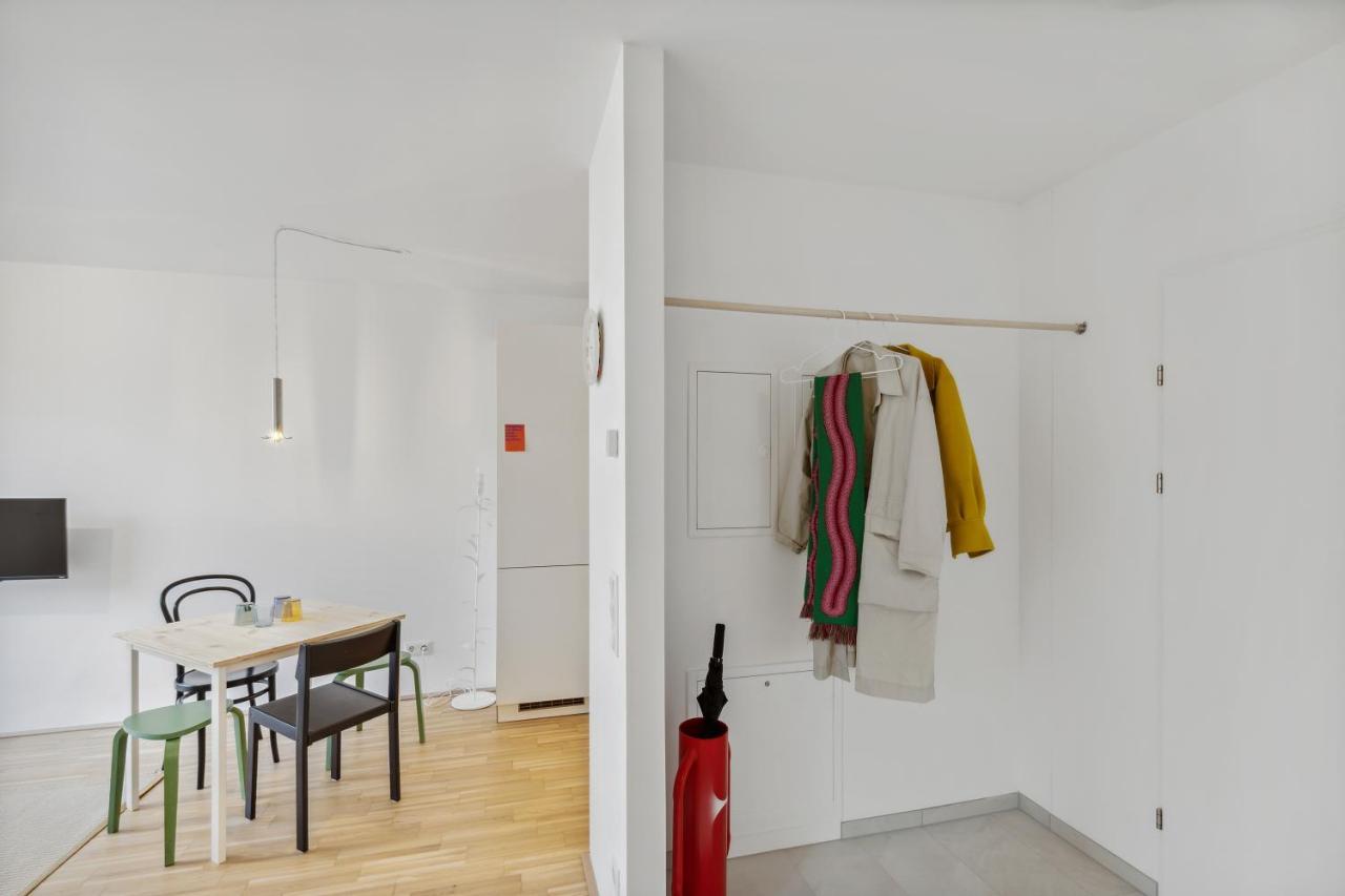 Ding Design Apartments In Brigittenau Vienna Exterior photo