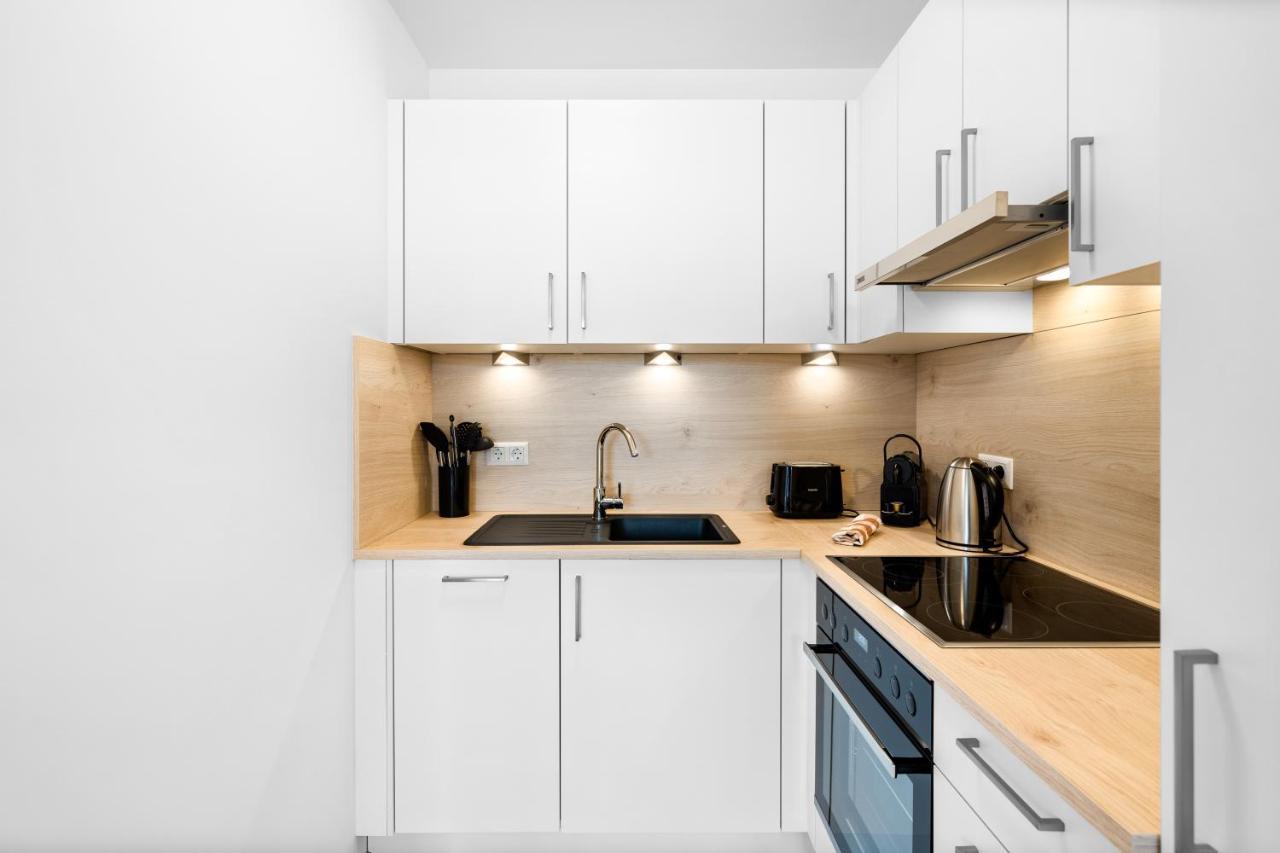 Ding Design Apartments In Brigittenau Vienna Exterior photo