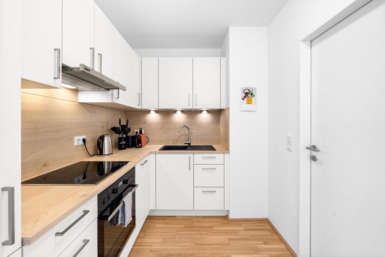 Ding Design Apartments In Brigittenau Vienna Exterior photo